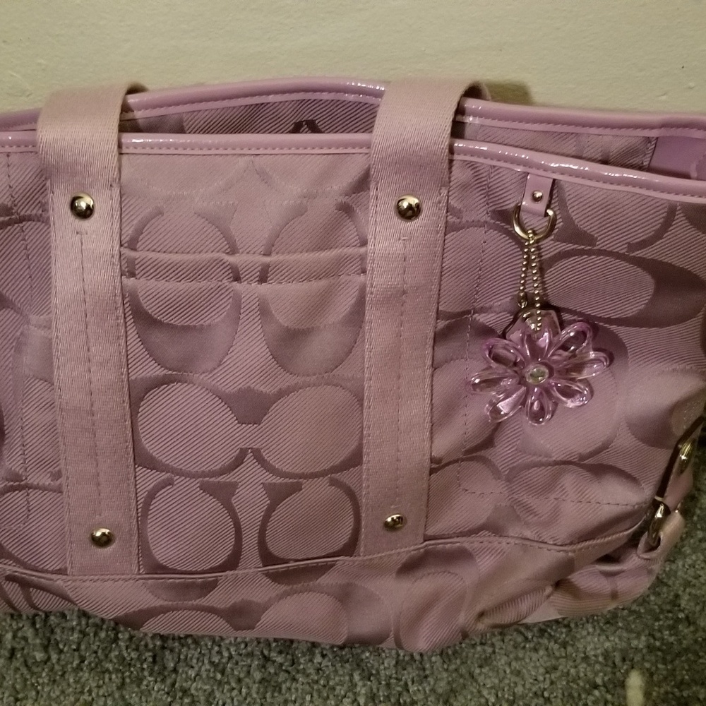 Lilac Coach